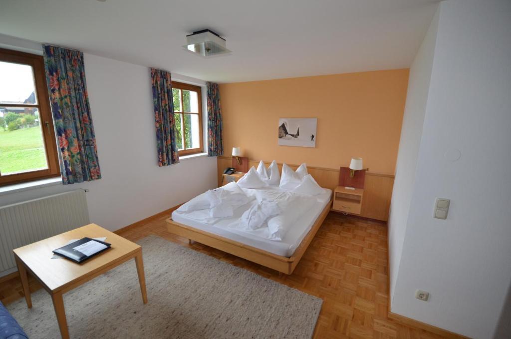 Posthotel Roessle Gaschurn Extérieur photo