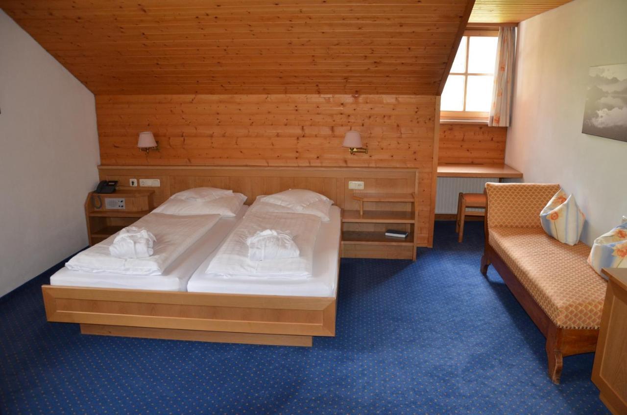 Posthotel Roessle Gaschurn Chambre photo